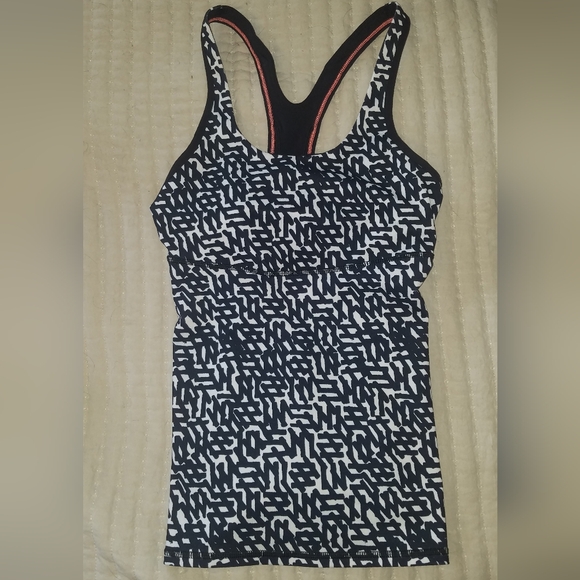 lululemon athletica Tops - Lululemon Tank Top Size Small